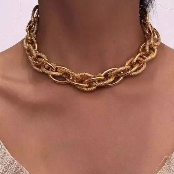 undefined Jewelry - 18k gold plated choker Cuban Necklace